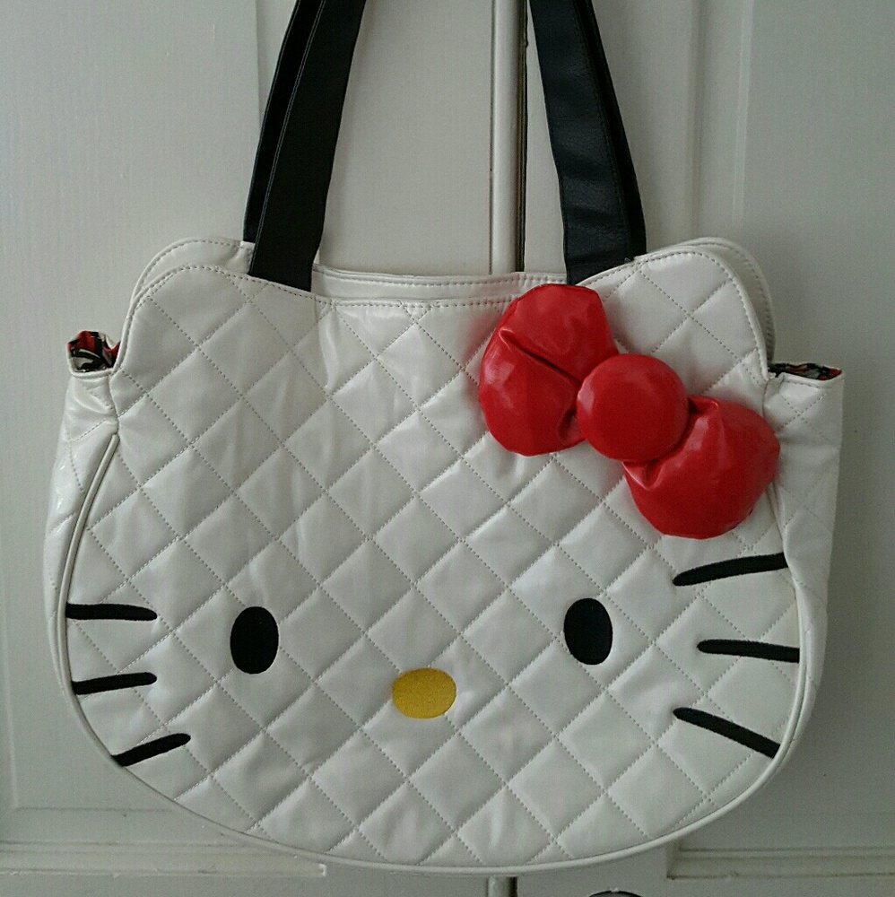 Hello kitty purse